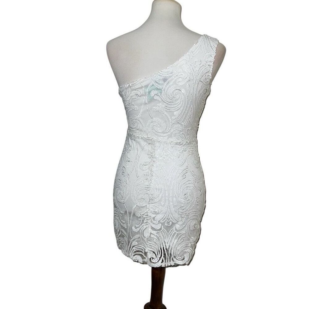 Lulu’s Madina White Sequin One-Shoulder Bodycon Mini Dress size X-Small XS - Picture 2 of 9